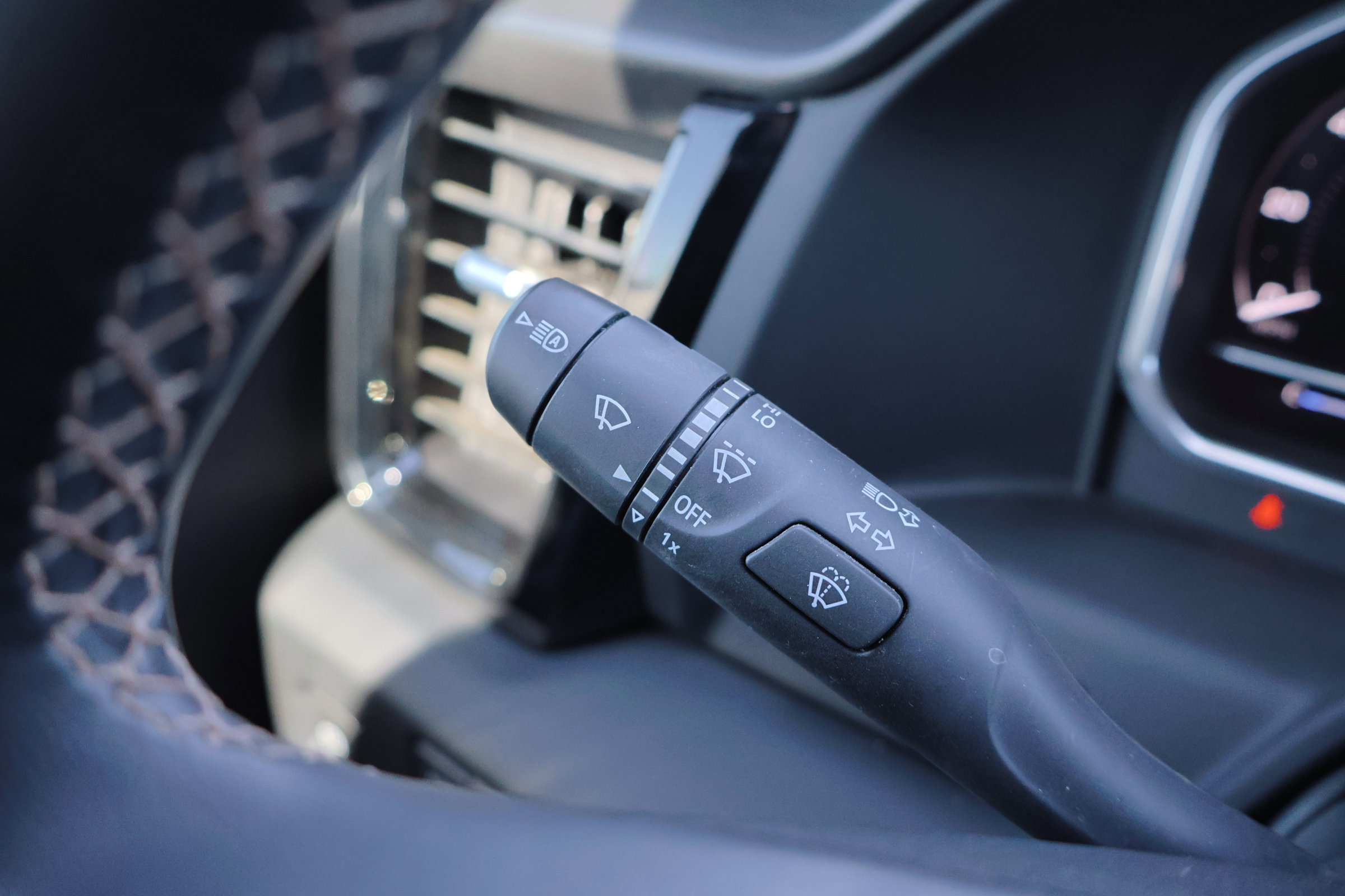 Used 2024 GMC Sierra 2500 AT4 w/ AT4 Premium Plus Package image 22