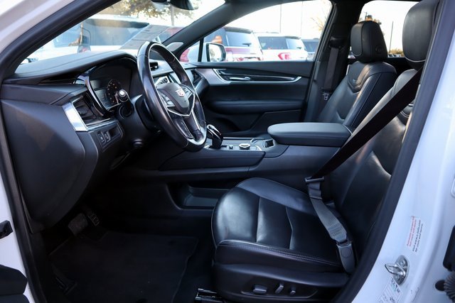 Used 2023 Cadillac XT5 Premium Luxury image 36