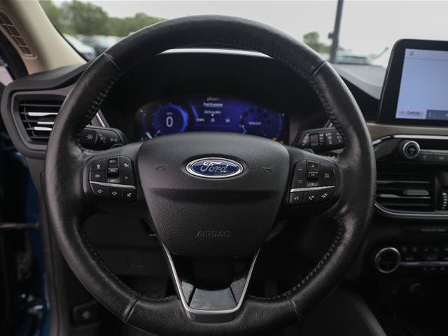 Certified 2020 Ford Escape Titanium w/ Titanium Premium Package 2.0 AWD/4WD image 35