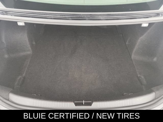 Used 2025 Chevrolet Malibu LT FWD image 16