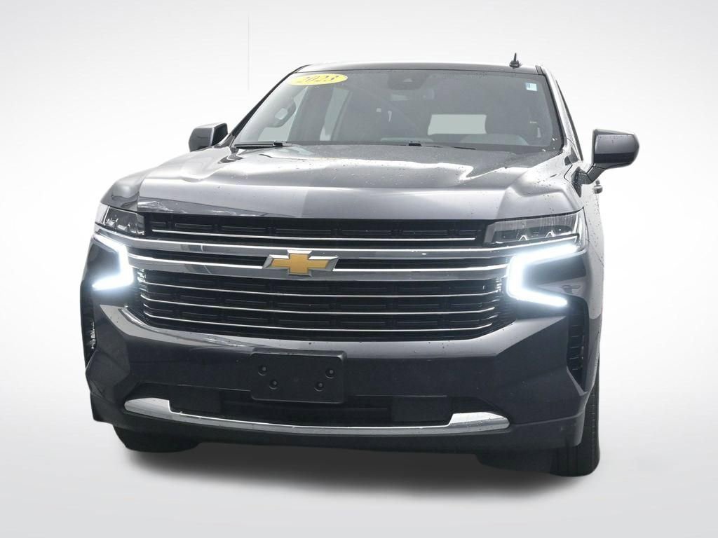 Used 2023 Chevrolet Suburban LT AWD/4WD image 2