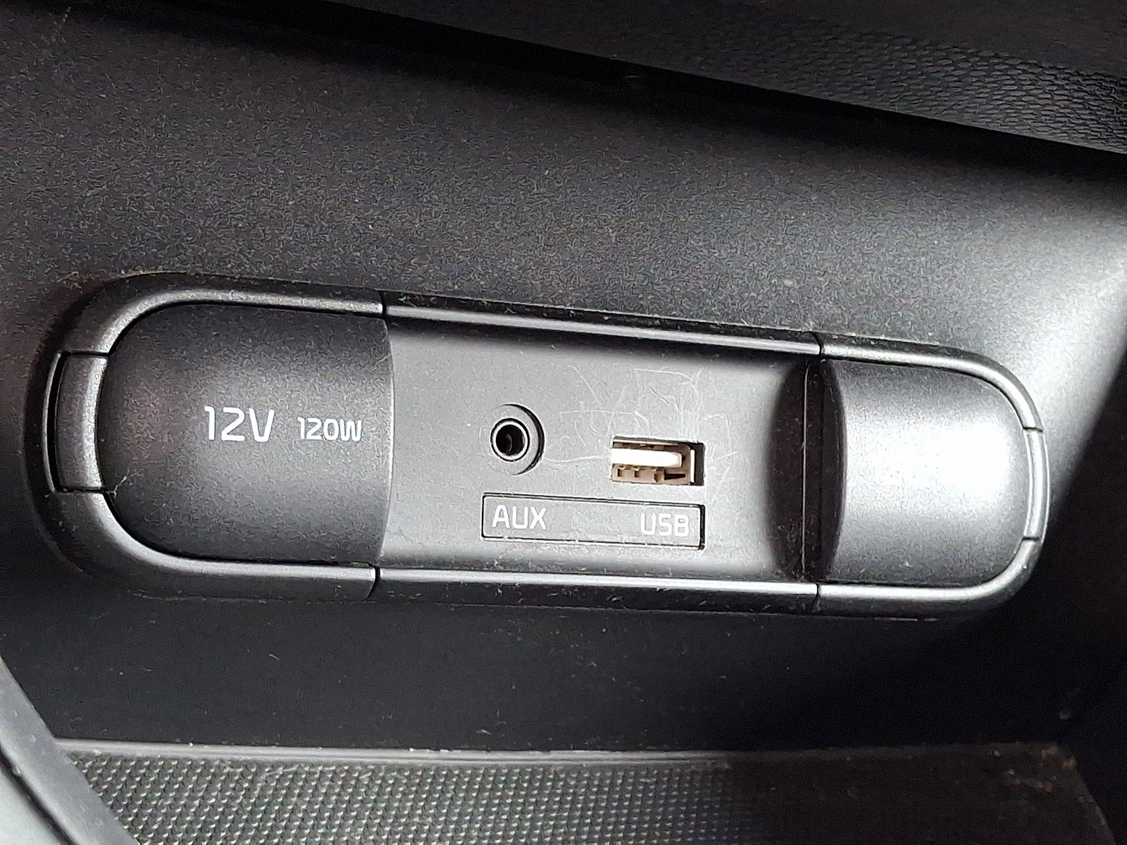 Used 2018 Kia Soul FWD image 25