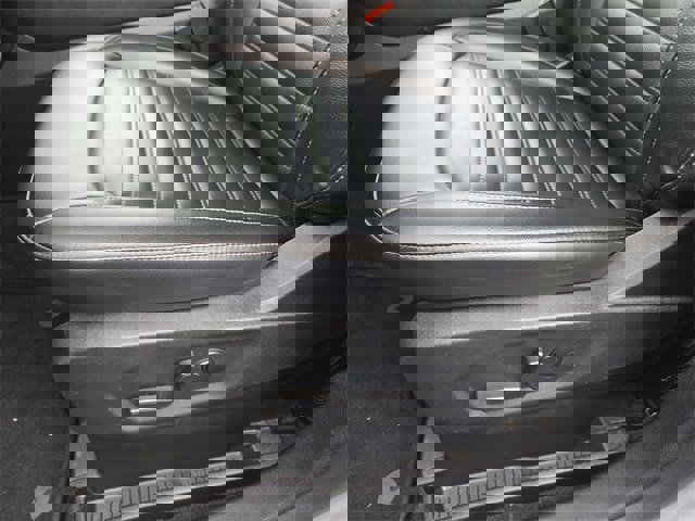 Certified 2023 Ford Edge SEL image 11