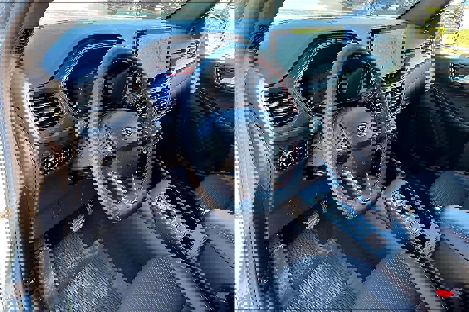 Certified 2025 Ford Escape ST-Line Elite w/ Tech Pack #1 image 18