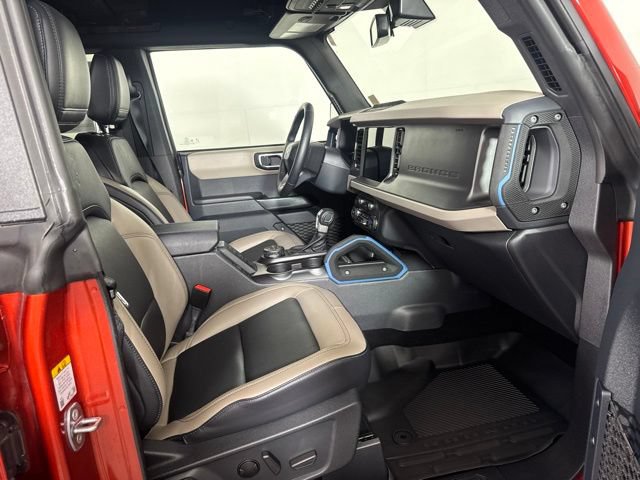 Certified 2024 Ford Bronco Wildtrak AWD/4WD image 3