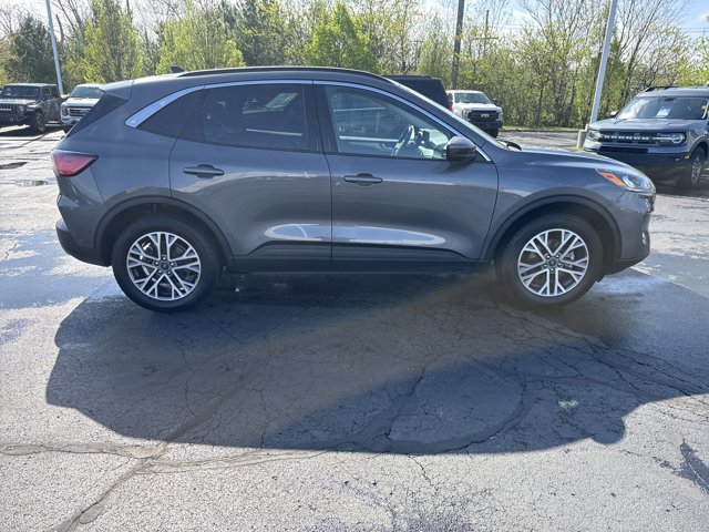 Certified 2021 Ford Escape SEL w/ Technology Package AWD/4WD image 10