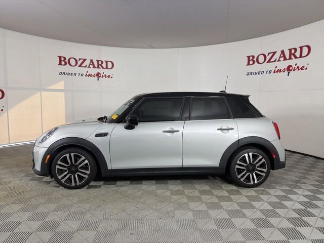 Used 2022 MINI Cooper S image 2