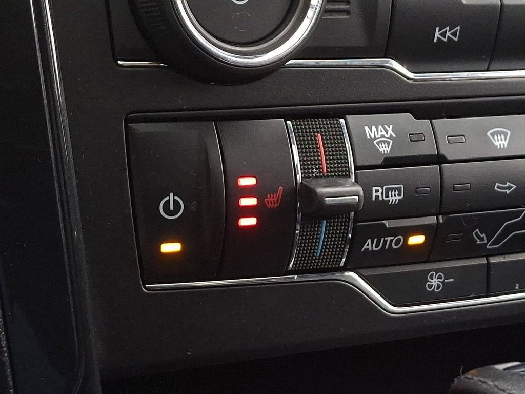 Certified 2017 Ford Explorer XLT w/ Equipment Group 202A image 26