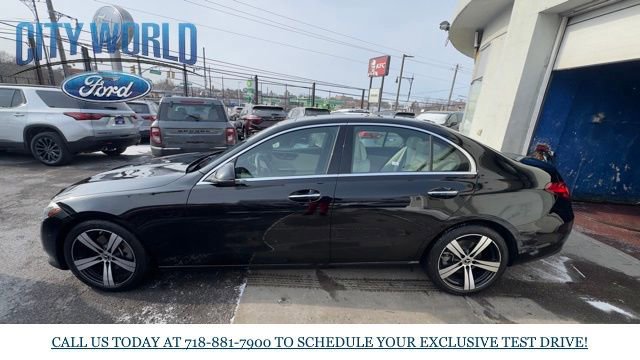 Used 2025 Mercedes-Benz C 300 4MATIC Sedan image 6