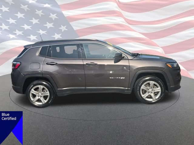 Used 2023 Jeep Compass Latitude AWD/4WD image 2