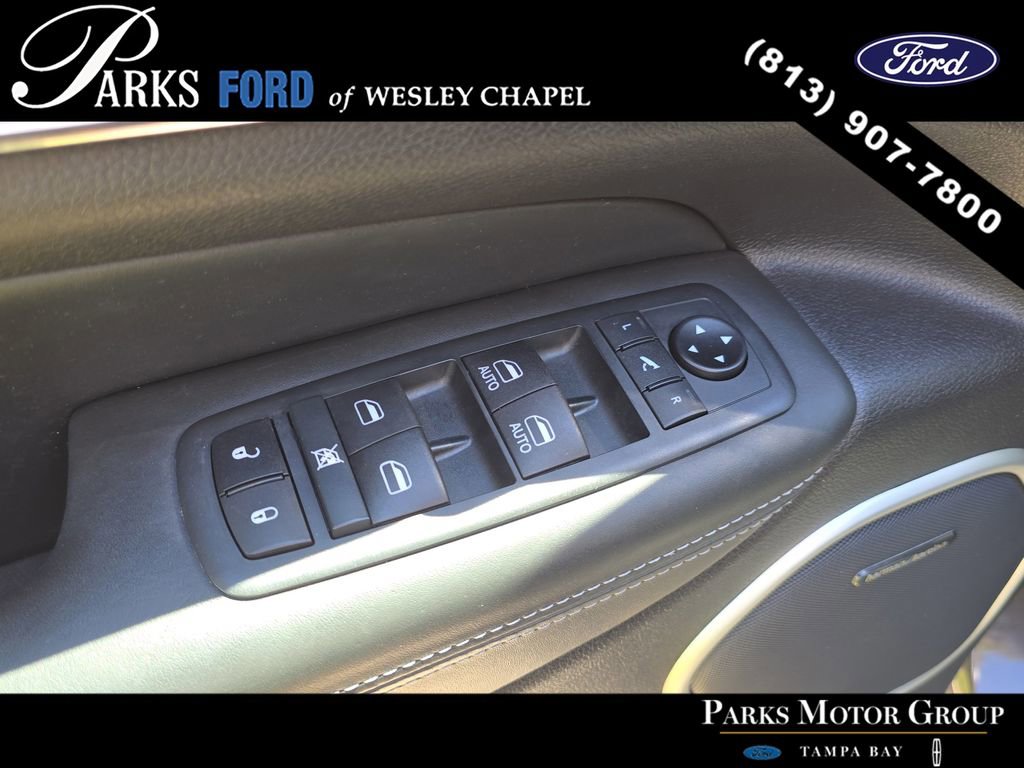 Used 2020 Jeep Grand Cherokee Summit AWD/4WD image 19