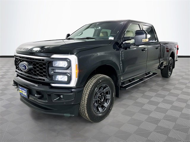 Certified 2023 Ford F250 Lariat w/ Sport Appearance Package image 3