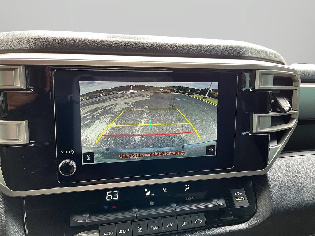 Used 2025 Toyota Tundra SR5 AWD/4WD image 15