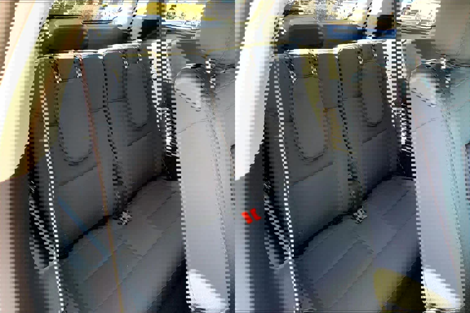 Certified 2025 Ford Explorer Active RWD image 19