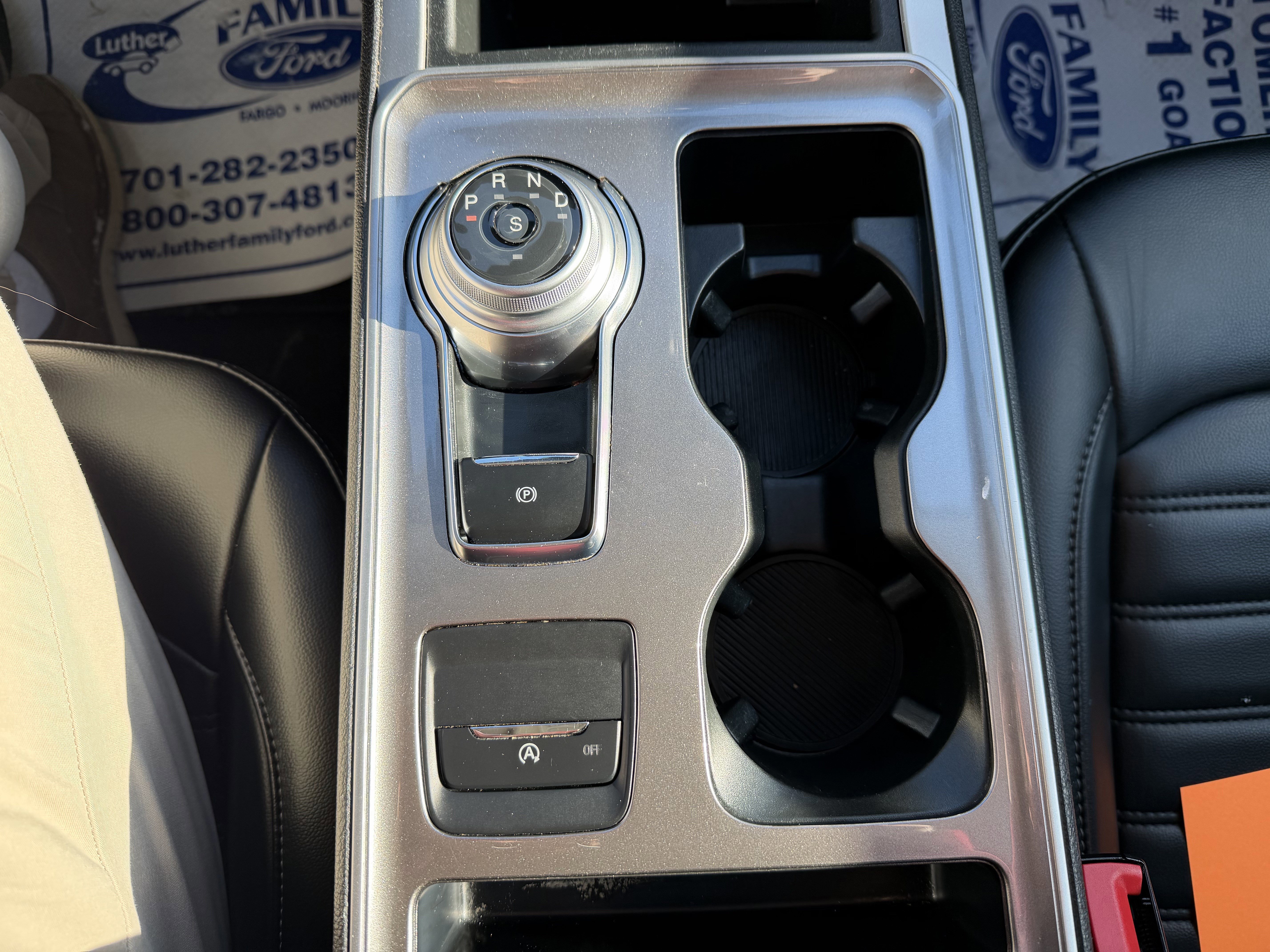 Certified 2024 Ford Edge SEL image 17