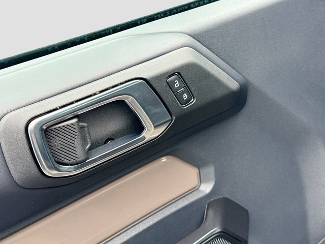 Certified 2025 Ford Bronco Badlands AWD/4WD image 24