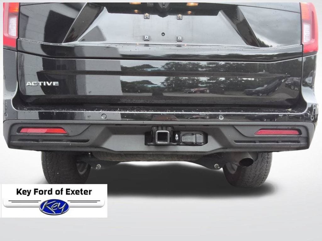 Certified 2025 Ford Expedition Active AWD/4WD image 8