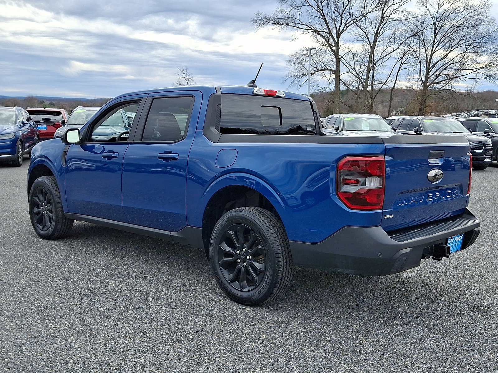 Certified 2024 Ford Maverick Lariat w/ Black Appearance Package FWD image 2
