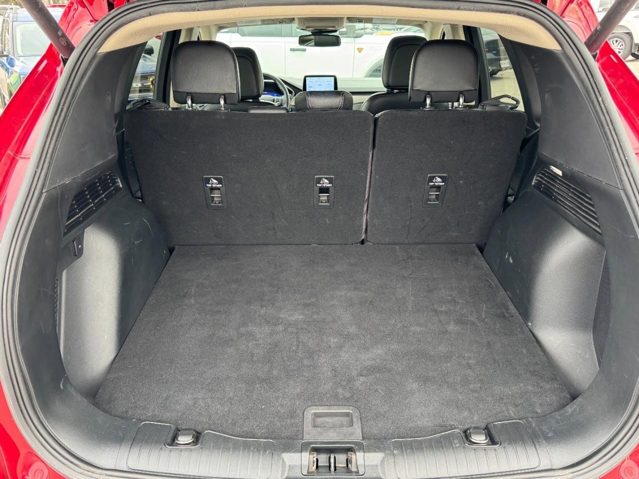 Certified 2020 Ford Escape Titanium image 6