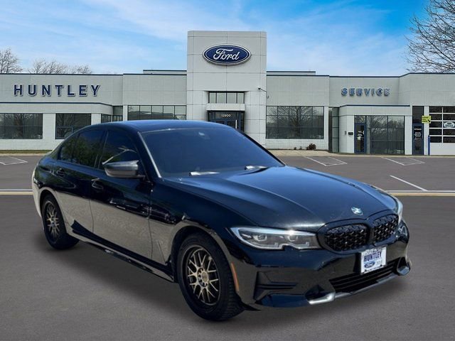 Used 2021 BMW 330i xDrive Sedan w/ Convenience Package AWD/4WD image 3