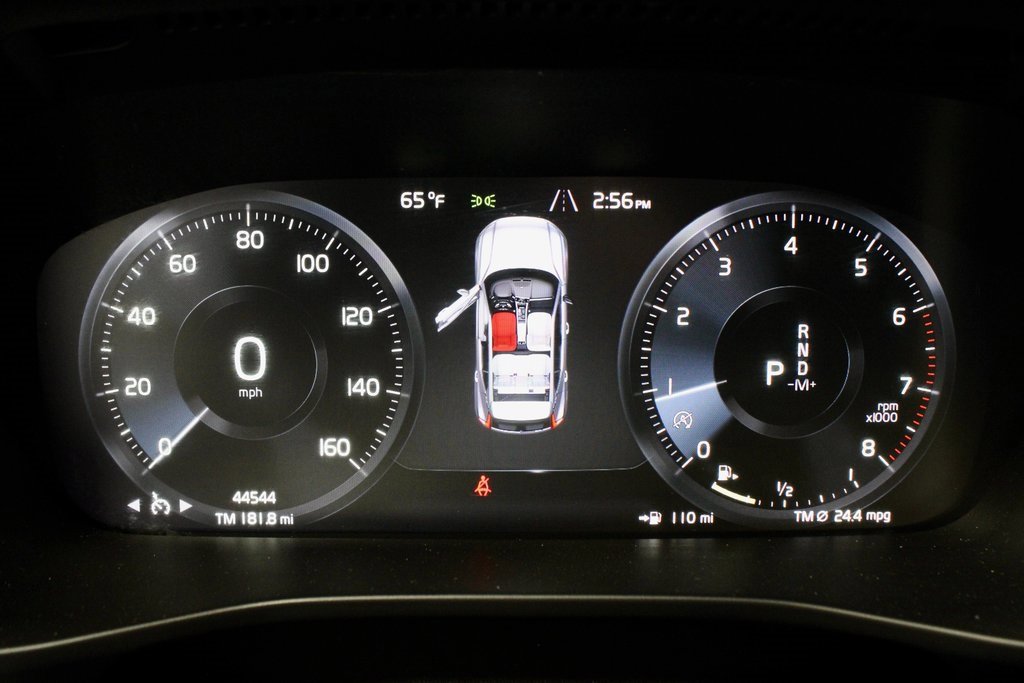 Used 2022 Volvo XC40 T5 Inscription image 32