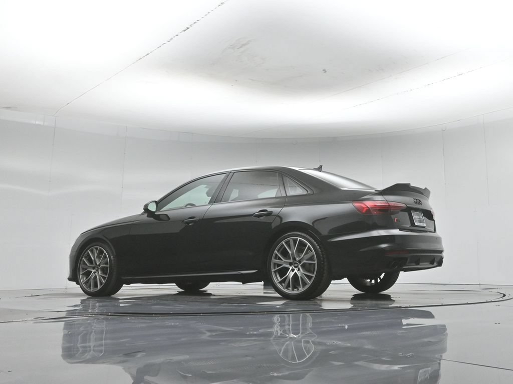 Used 2023 Audi S4 Premium Plus w/ Premium Plus Package AWD/4WD image 4