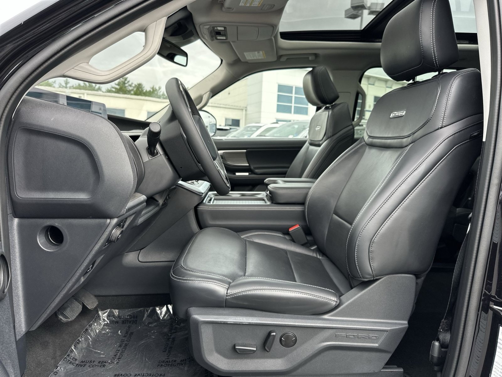 Certified 2025 Ford Expedition Platinum AWD/4WD image 14