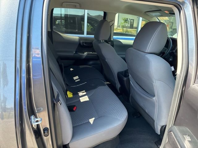 Used 2022 Toyota Tacoma SR AWD/4WD image 24