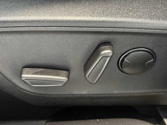 Certified 2025 Ford Escape ST-Line image 32