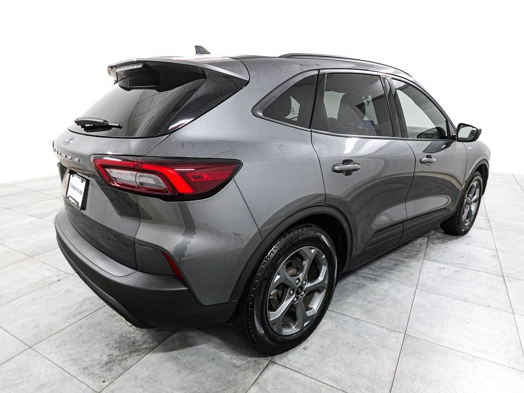 Certified 2025 Ford Escape ST-Line FWD image 6