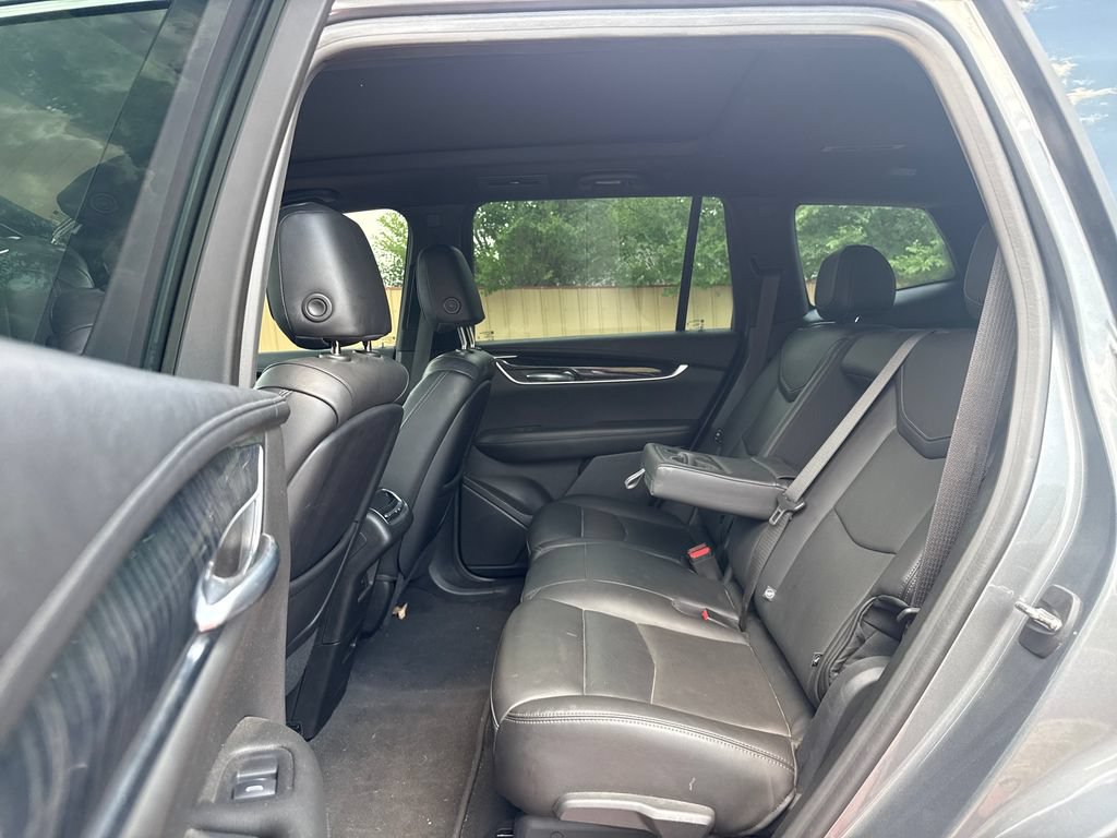 Used 2022 Cadillac XT6 Premium Luxury AWD/4WD image 21