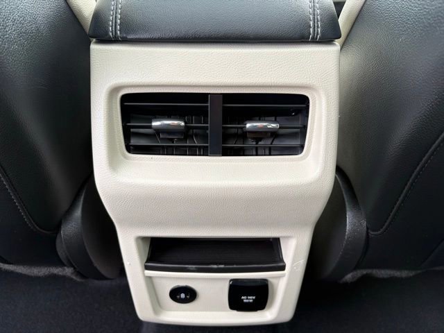Certified 2024 Ford Edge Titanium AWD/4WD image 24