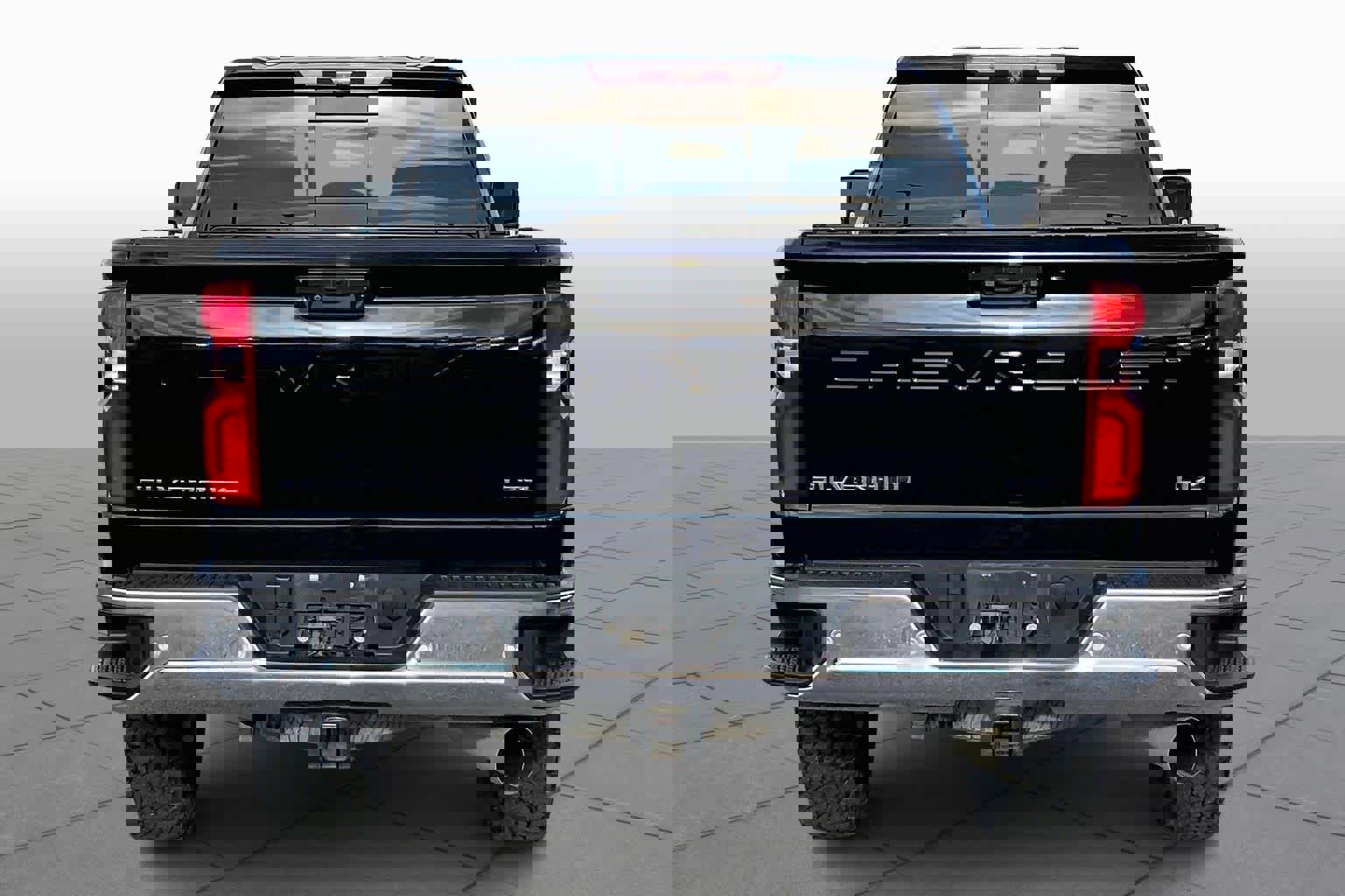 Used 2021 Chevrolet Silverado 2500 LTZ w/ LTZ Premium Texas Edition image 3