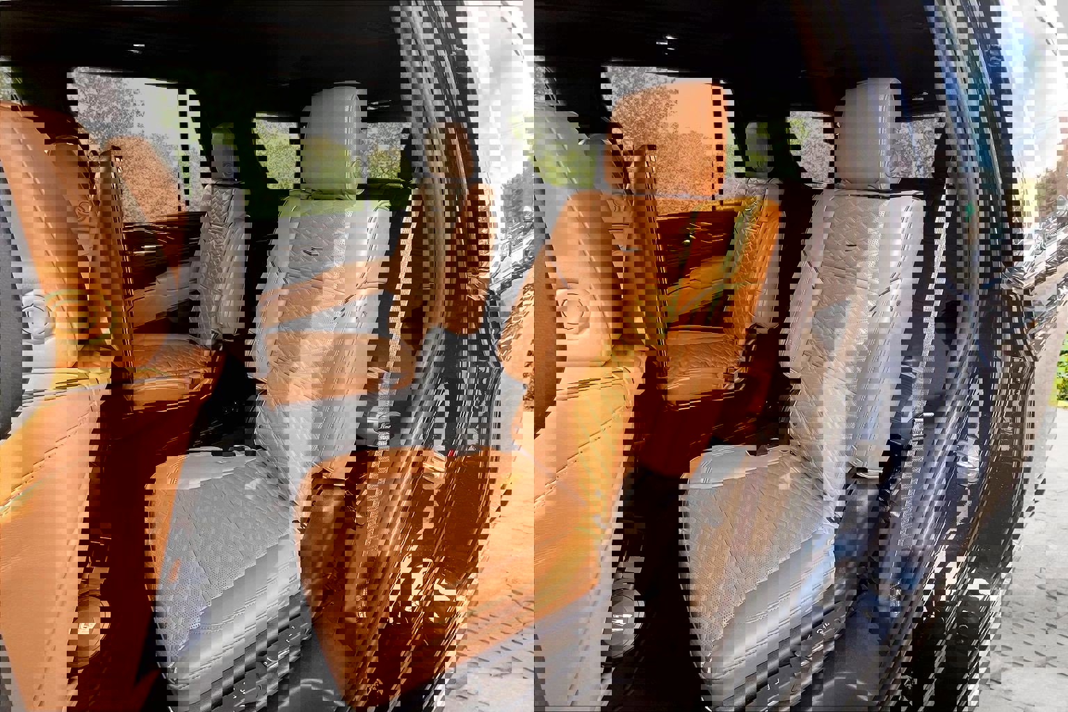 Used 2023 Cadillac Escalade Premium Luxury image 26