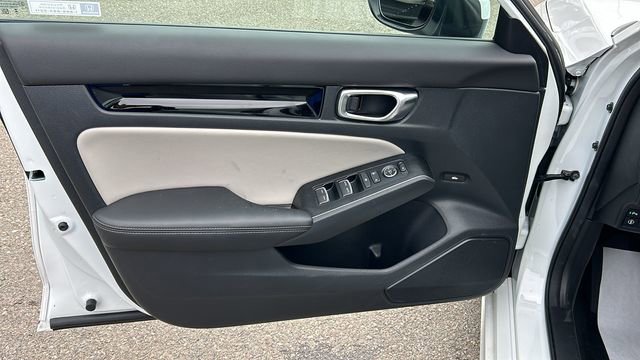 Used 2024 Honda Civic Touring image 16