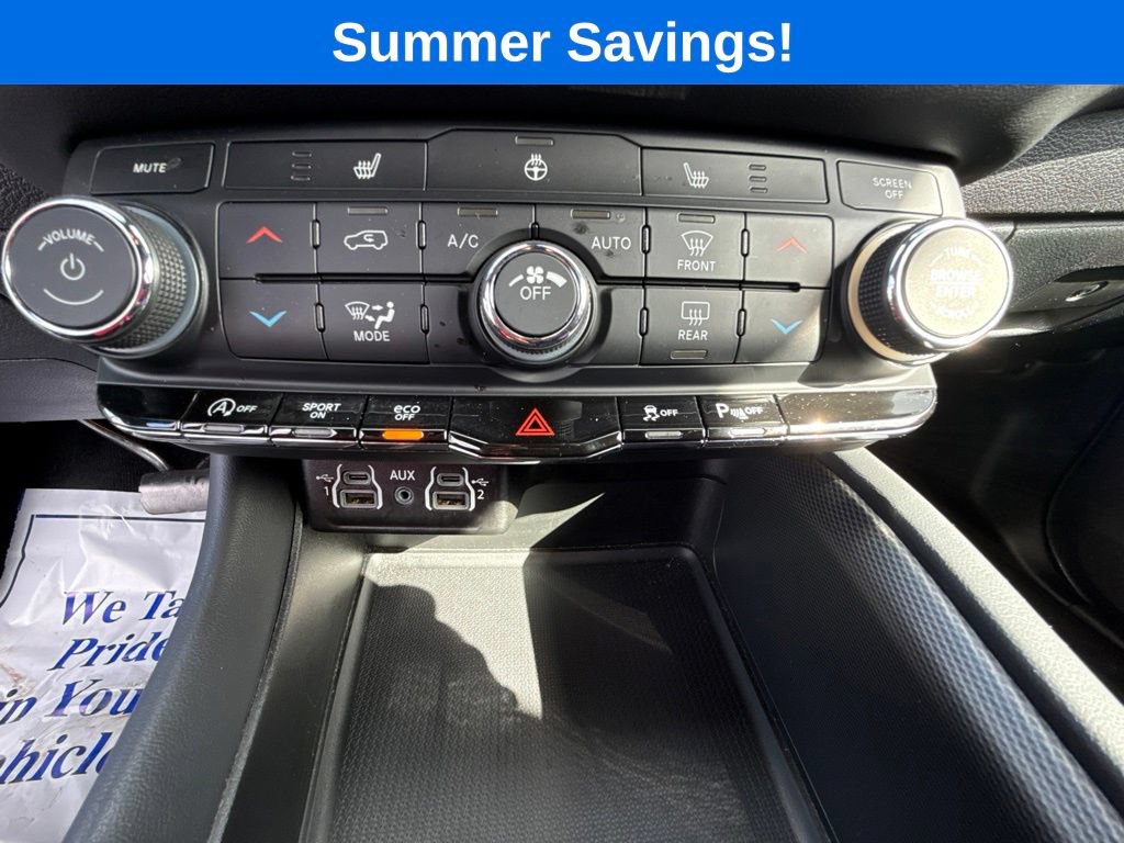 Used 2025 Dodge Durango GT AWD/4WD image 31