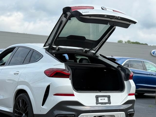 Used 2023 BMW X6 M50i w/ Executive Package AWD/4WD image 22