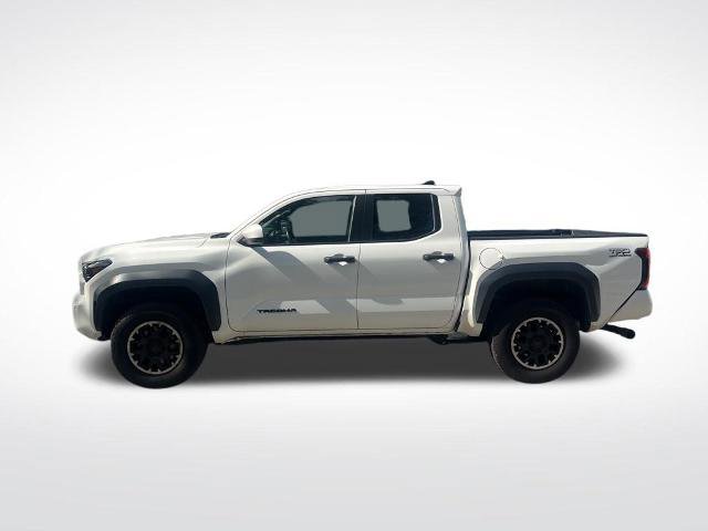 Used 2024 Toyota Tacoma TRD Off-Road AWD/4WD image 8