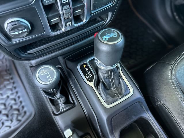 Used 2018 Jeep Wrangler Unlimited Sahara AWD/4WD image 21