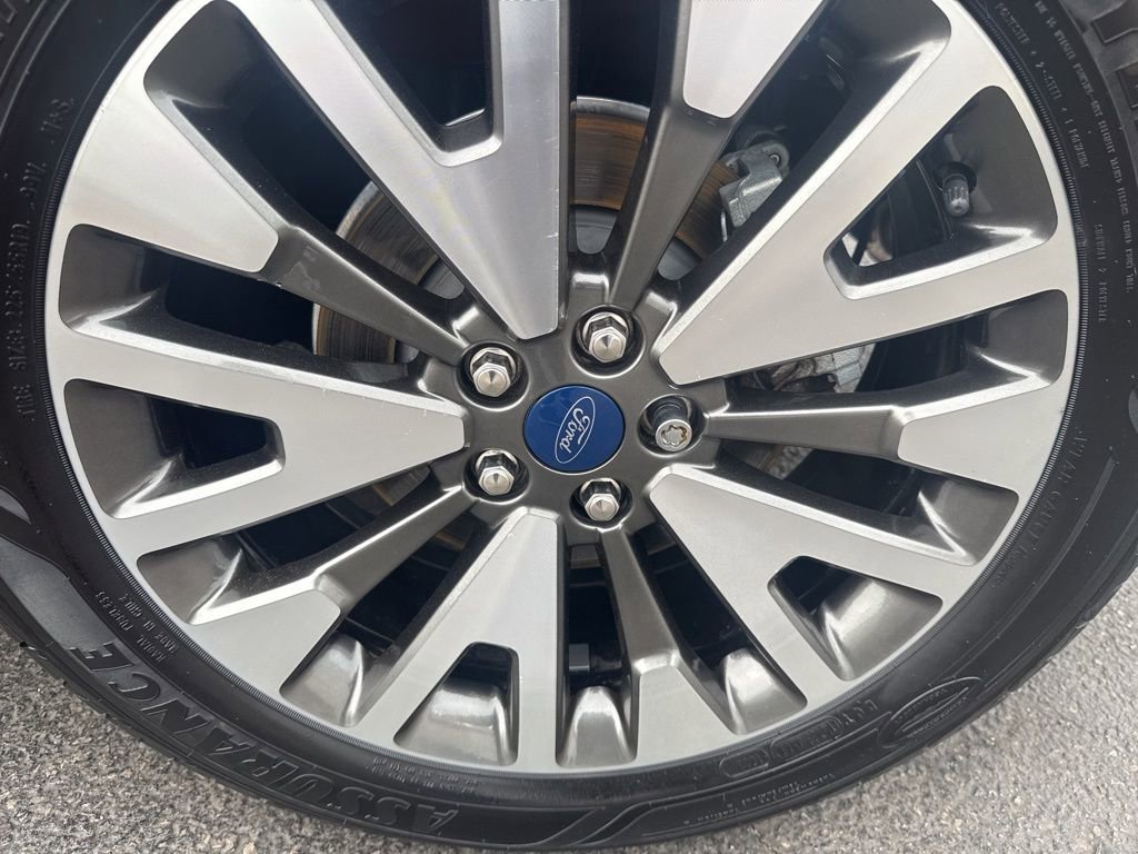 Certified 2020 Ford Escape Titanium w/ Titanium Premium Package 2.0 FWD image 52