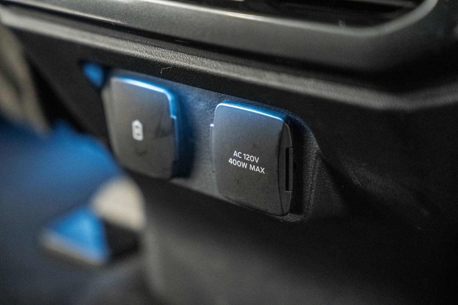 Certified 2023 Ford F150 Lariat w/ Equipment Group 502A High image 44