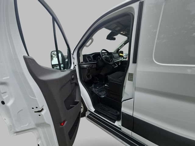 Certified 2025 Ford Transit 250 Low Roof w/ Exterior Upgrade Package RWD image 16