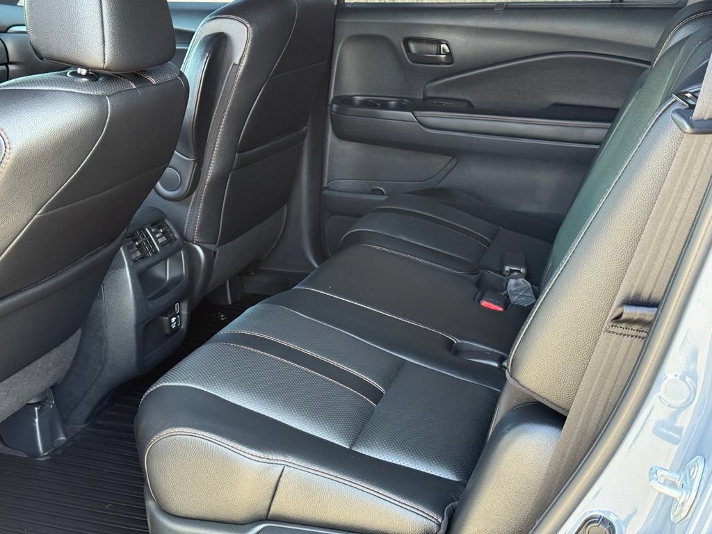 Used 2023 Honda Passport TrailSport image 8