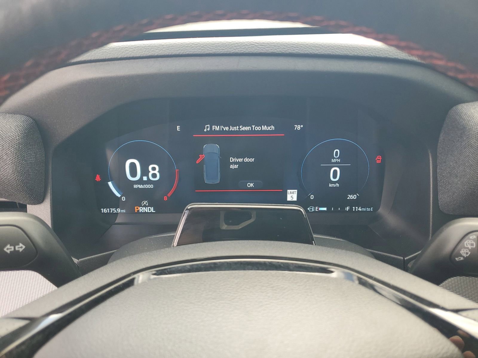 Certified 2025 Ford Explorer ST-Line w/ ST-Line Street Pack image 23