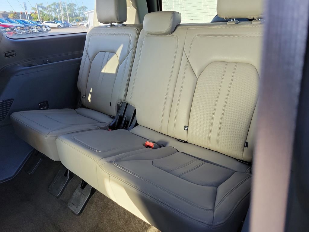 Certified 2021 Ford Expedition Max Limited image 14