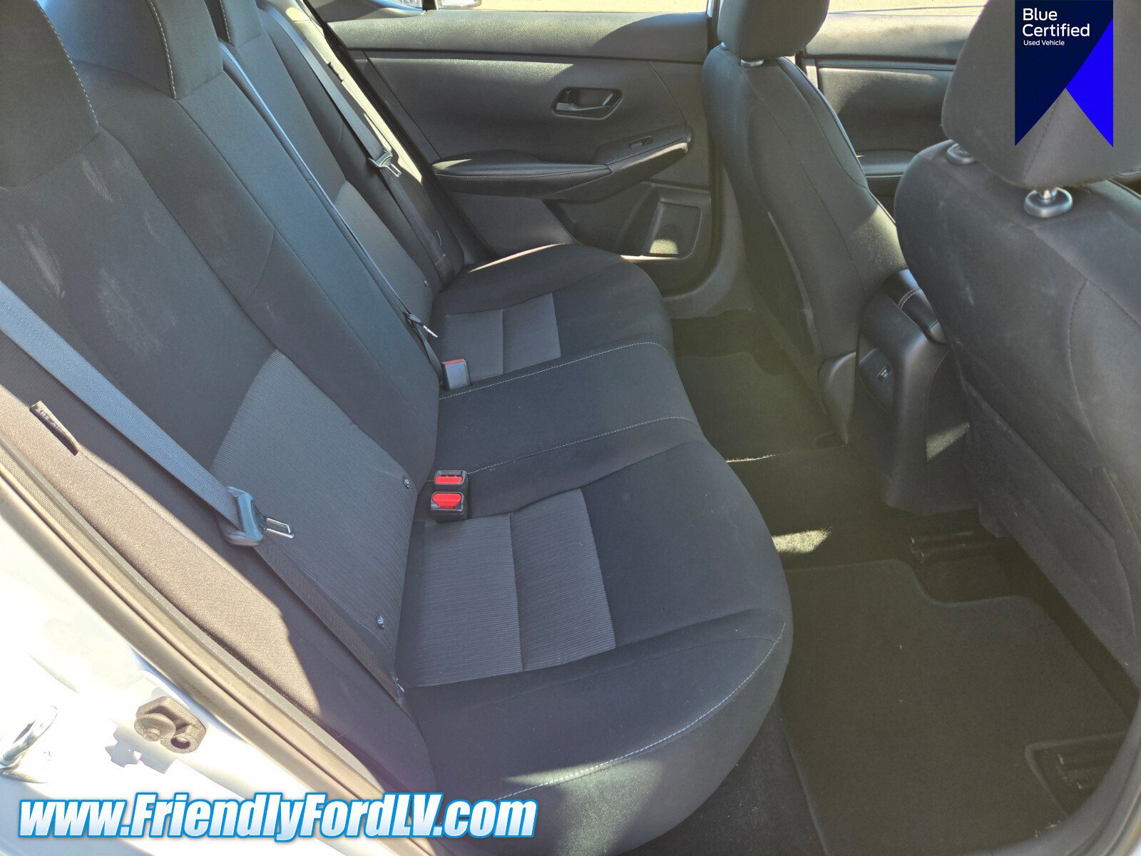 Used 2024 Nissan Sentra SV FWD image 14