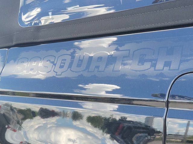 Certified 2025 Ford Bronco Outer Banks w/ Sasquatch Package AWD/4WD image 11