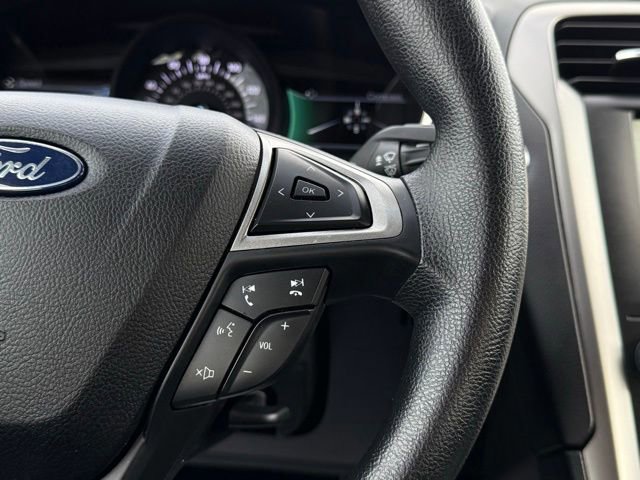 Certified 2020 Ford Fusion SE image 21