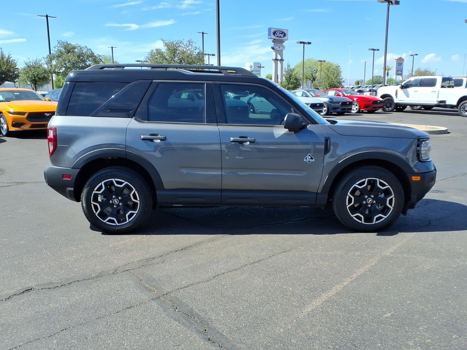Certified 2025 Ford Bronco Sport Outer Banks w/ Outer Banks Tech Package+ AWD/4WD image 7