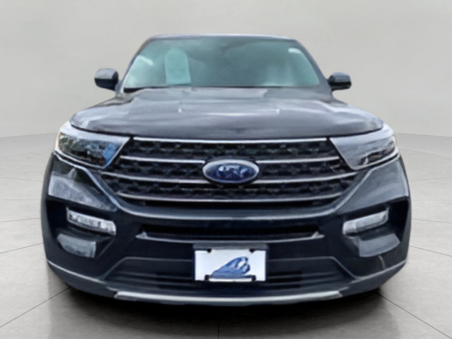 Certified 2024 Ford Explorer XLT w/ Equipment Group 202A AWD/4WD image 17